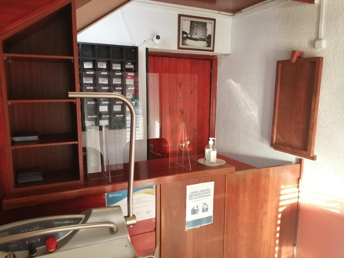 Hostal Jaime I Huesca Luaran gambar