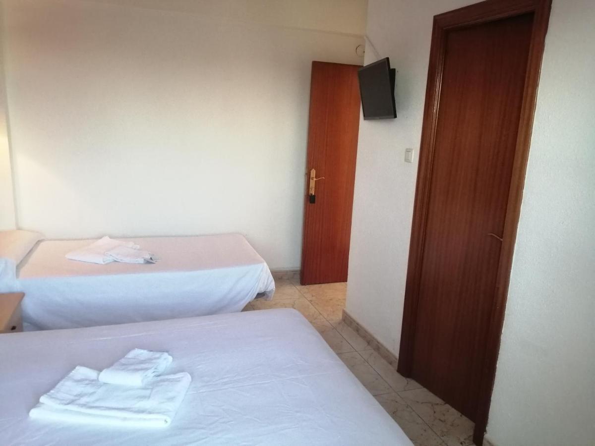 Hostal Jaime I Huesca Luaran gambar