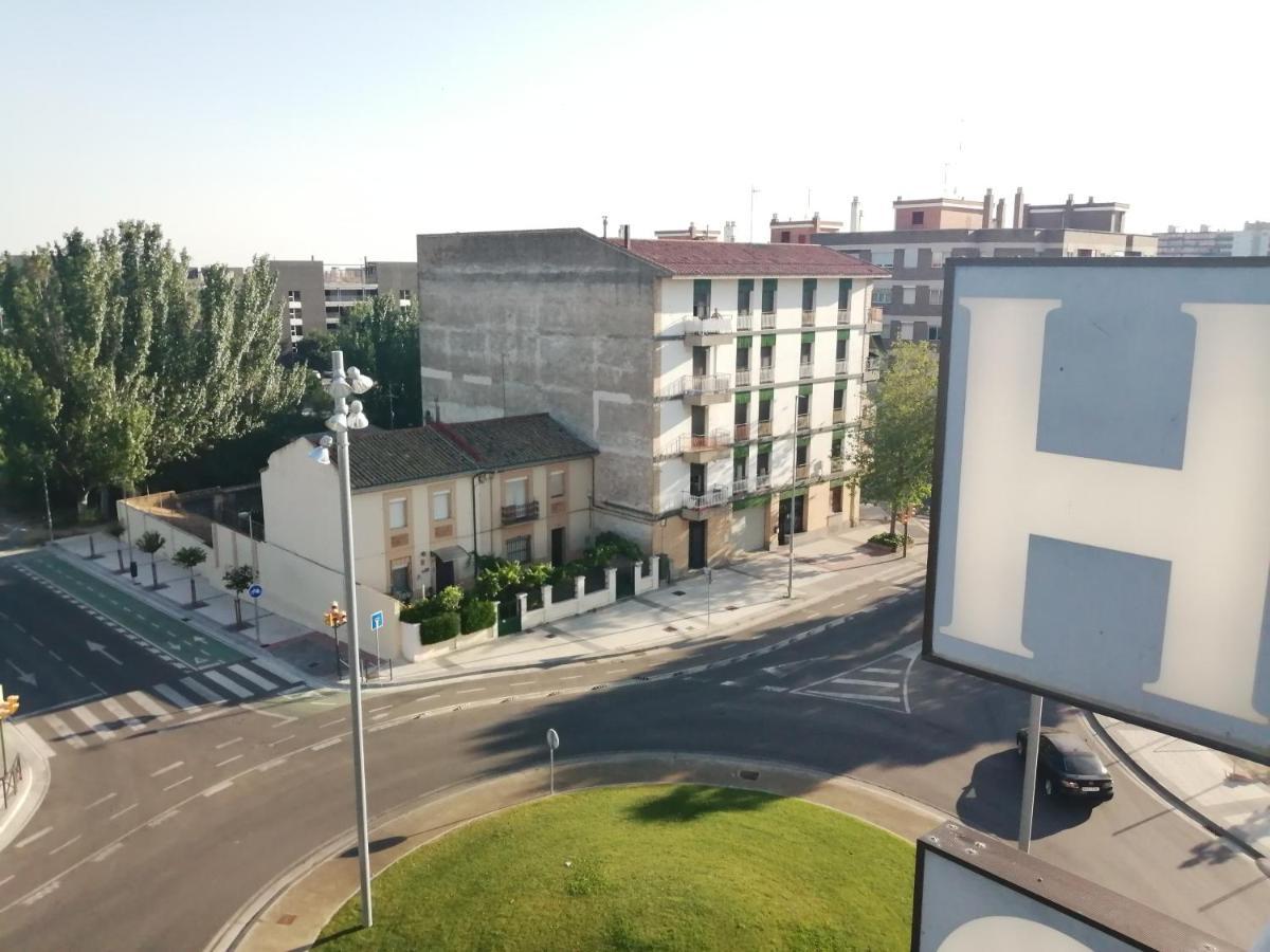 Hostal Jaime I Huesca Luaran gambar