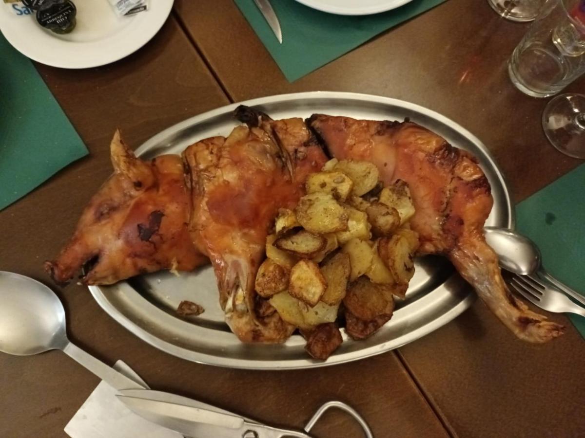 Hostal Jaime I Huesca Luaran gambar