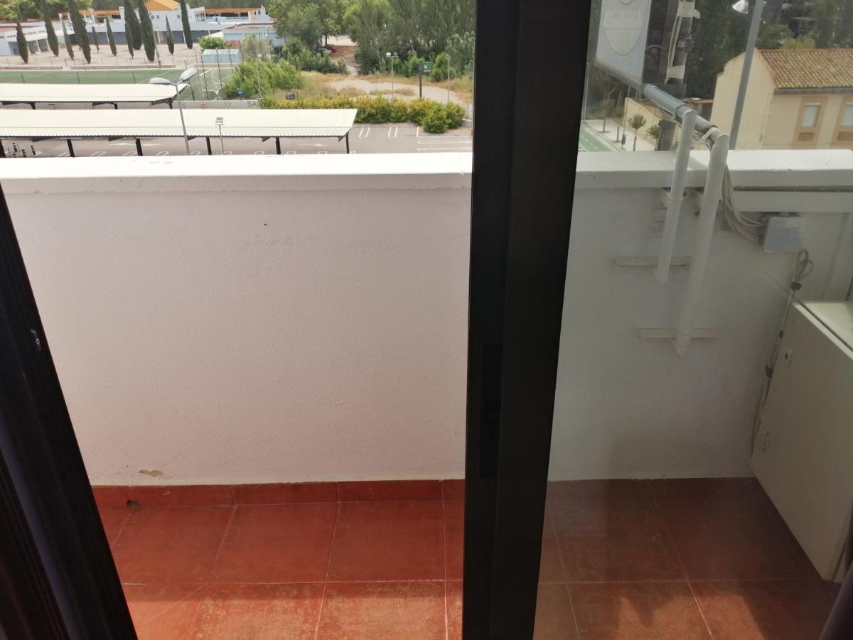 Hostal Jaime I Huesca Luaran gambar