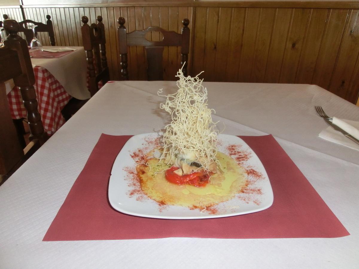 Hostal Jaime I Huesca Luaran gambar