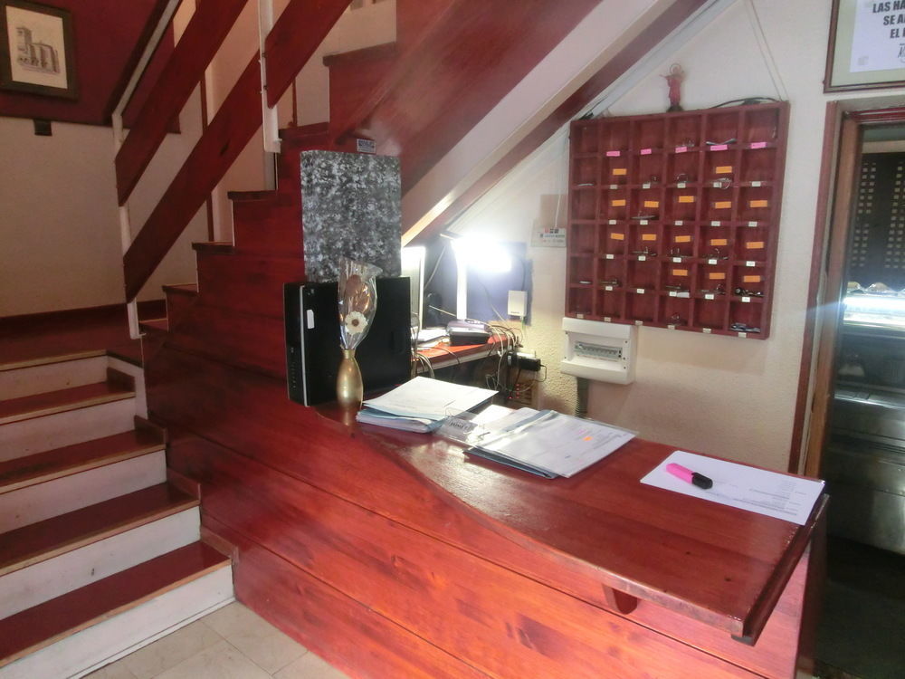 Hostal Jaime I Huesca Luaran gambar